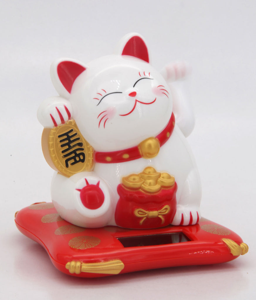 Maneki-Neko : symbole du chat japonais pour attirer la chance Maneki-Neko : symbole du chat japonais pour attirer la chance